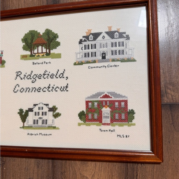 Vintage Ridgefield CT Framed Needlework Landmarks Sampler 1987 - Picture 3 of 9